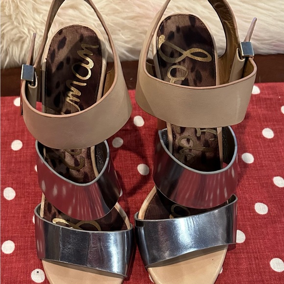 Sam Edelman Yelena Block Heels Sandals. Silver strap sandals - Picture 5 of 14